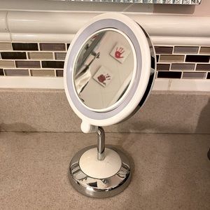 White & Silver Portable LED Makeup Mirror